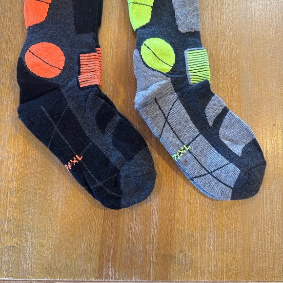 Hromec Merino Wool Performance Ski Socks - Picture 3 of 7
